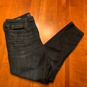 Universal Threads High-Rise Skinny Jeans